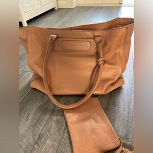 Lucky Brand Tan leather tote bag with a wallet, like new